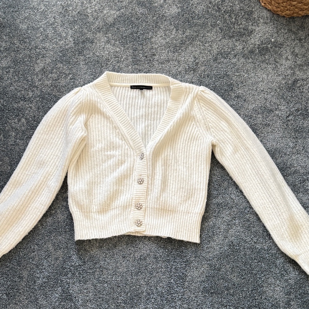 White House Black Market Cream Ribbed Cardigan